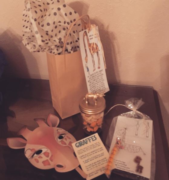 giraffe-gift-bags